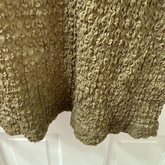 NWT Frame Denim Textured Semi-sheer Women's Baby TShirt in Cypress (Brown), Sz L - Picture 9 of 11